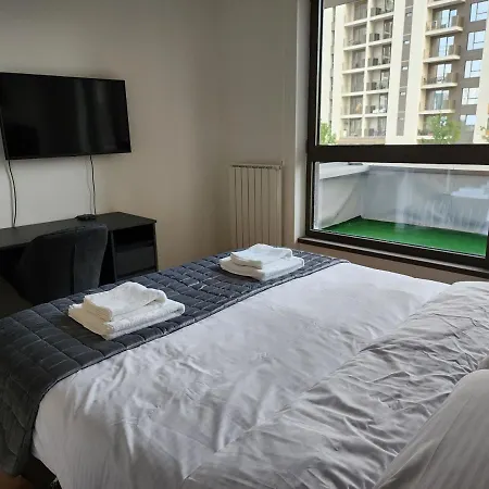 Ramonda - Waterfront Apartment Belgrade