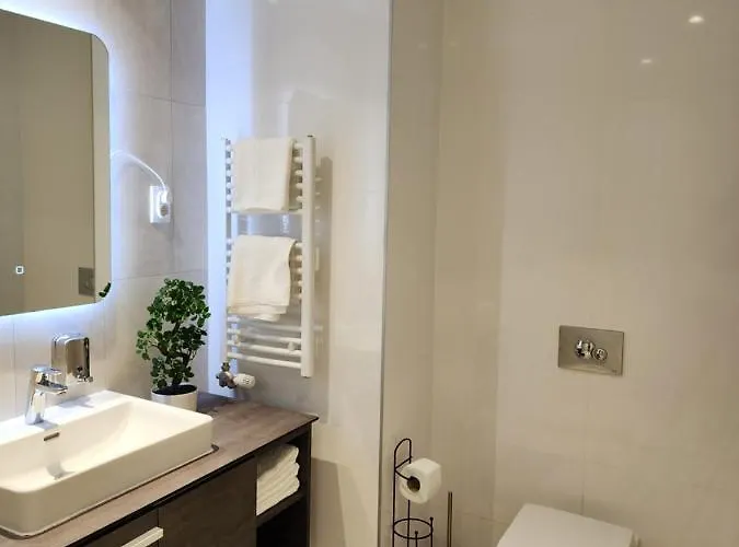 Ramonda Waterfront - Bw Aqua Belgrade